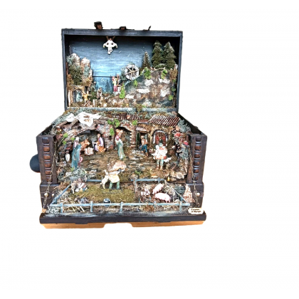 Presepe artigianale completo di Personaggi e Luci in un...